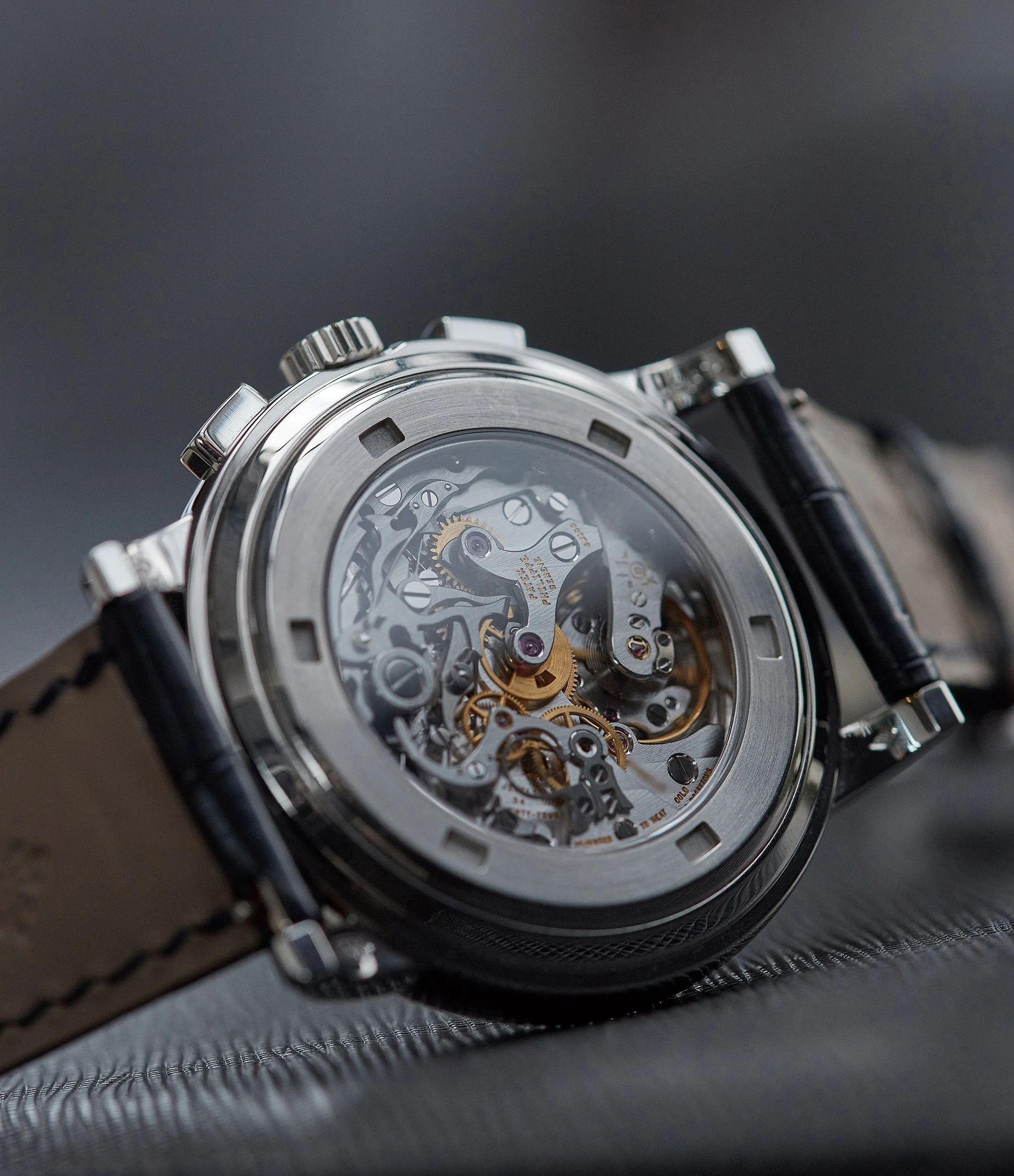 5070P-013 | Saatchi London Edition | Chronograph | Platinum